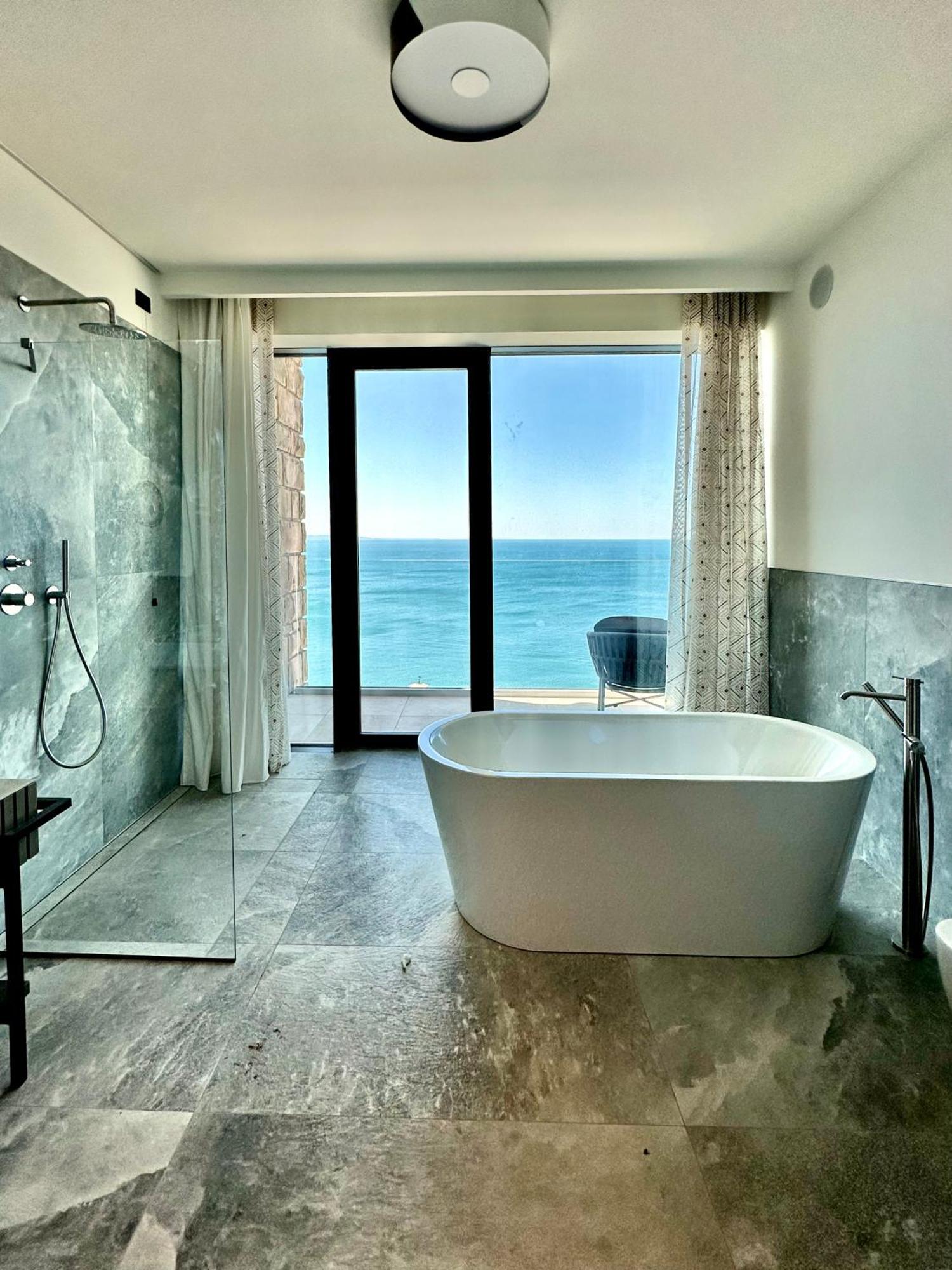 Maximilian Suites Trieste Bagian luar foto