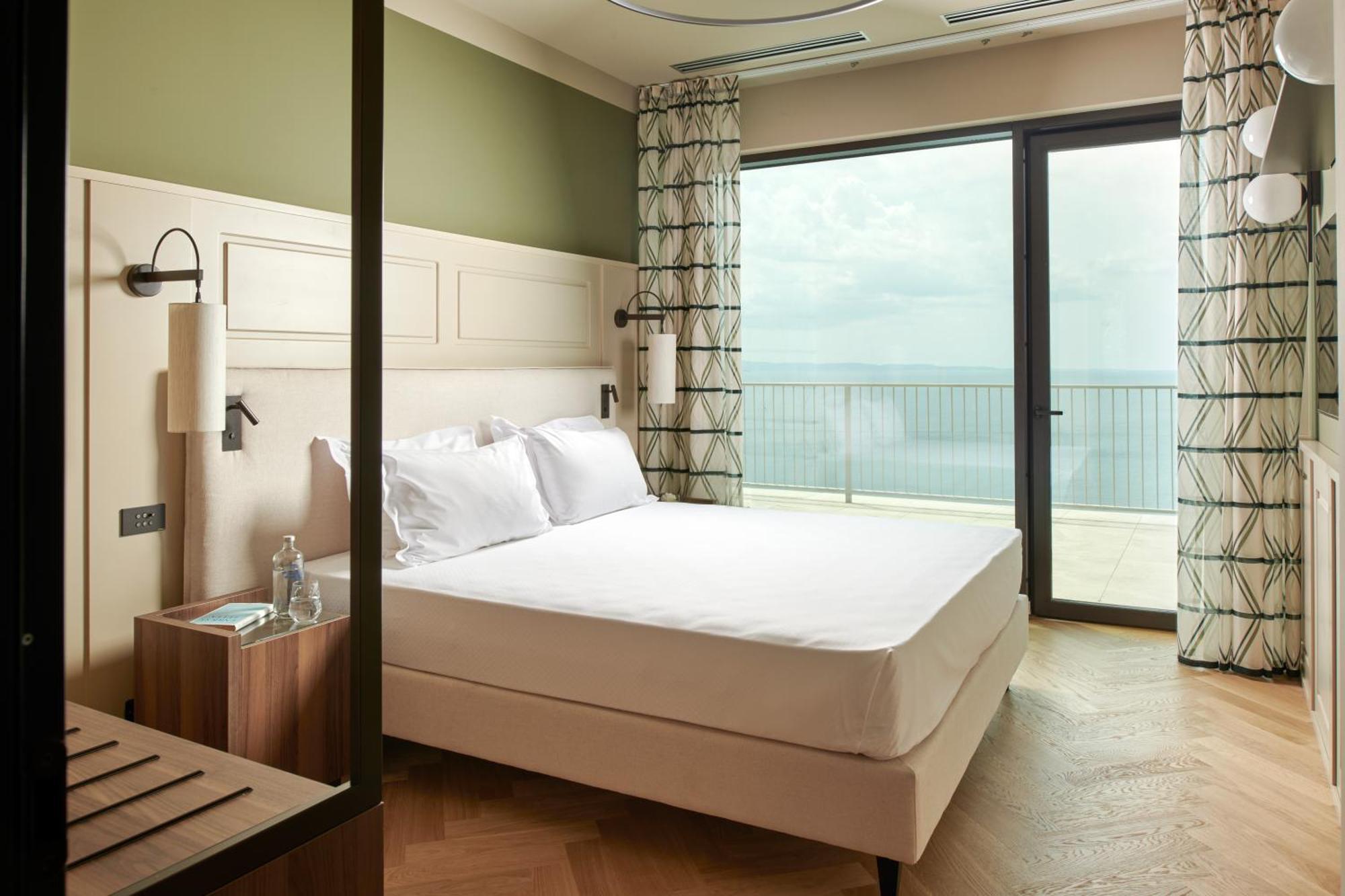 Maximilian Suites Trieste Bagian luar foto